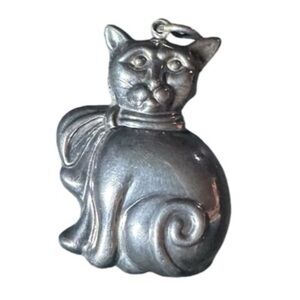 Cat Pendant